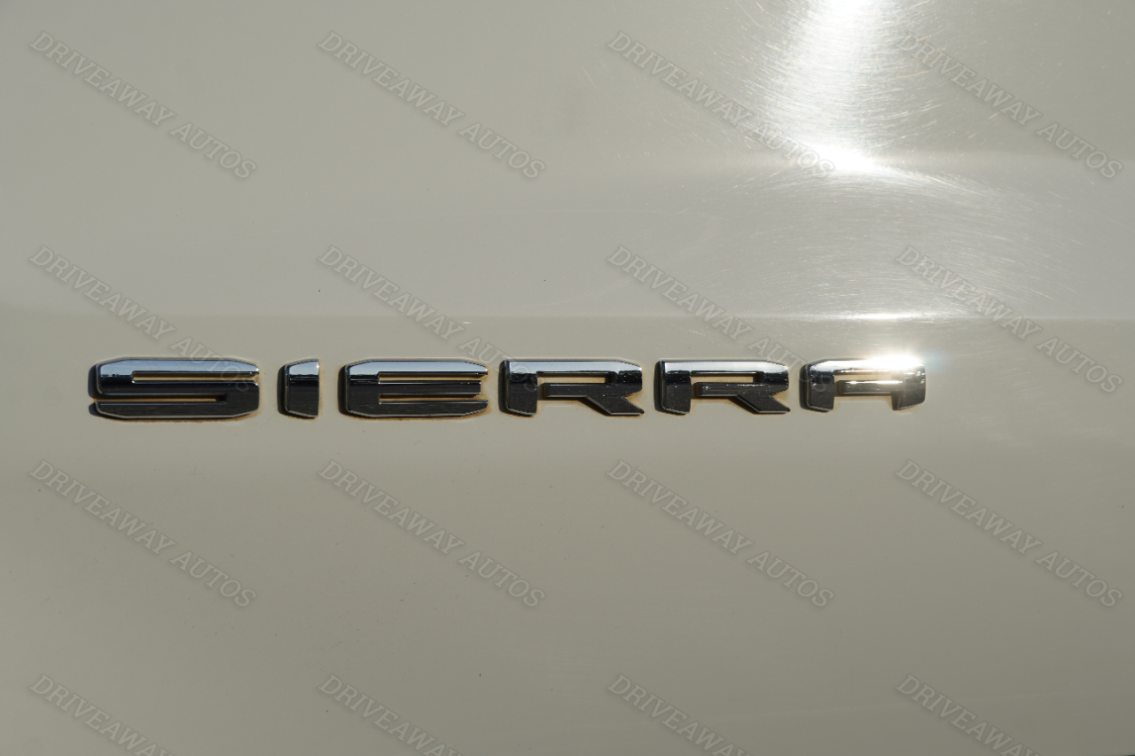 GMC Sierra 1500 4WD Crew Cab 147" SLT 2021