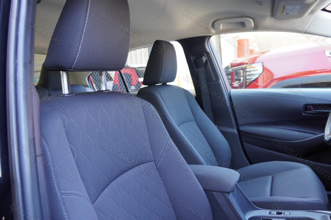 Toyota Corolla LE CVT (Natl) 2023