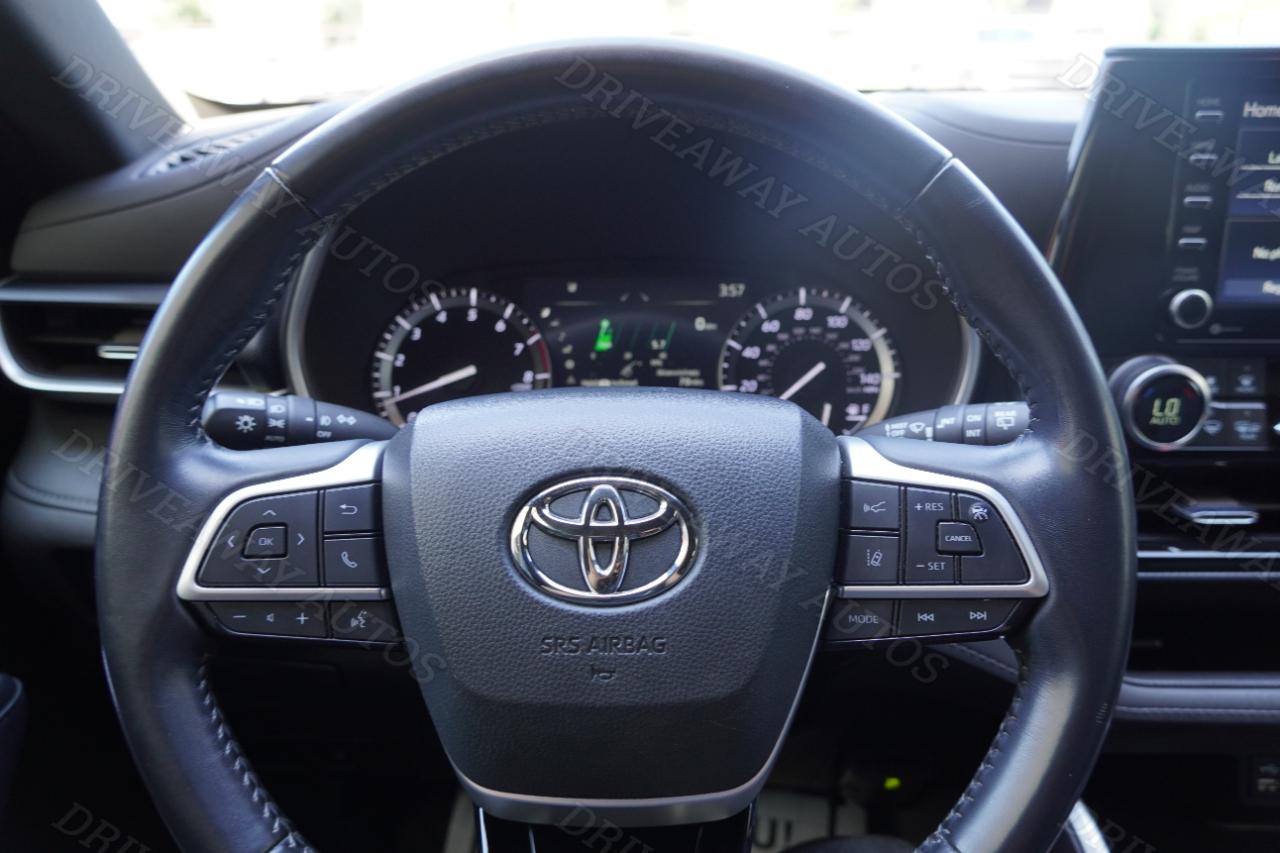 Toyota Highlander XSE FWD (Natl) 2022