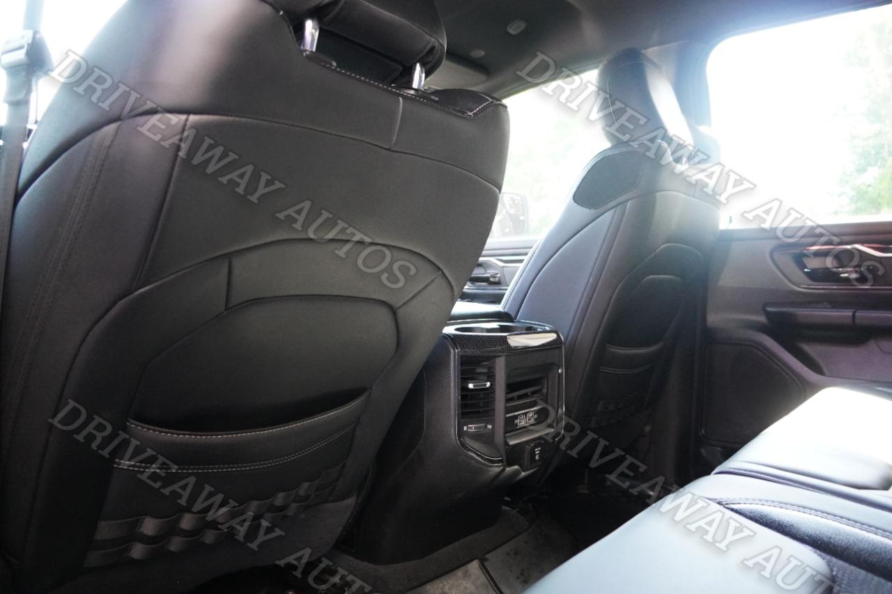 RAM 1500 Big Horn 4x4 Crew Cab 6'4" Box 2021