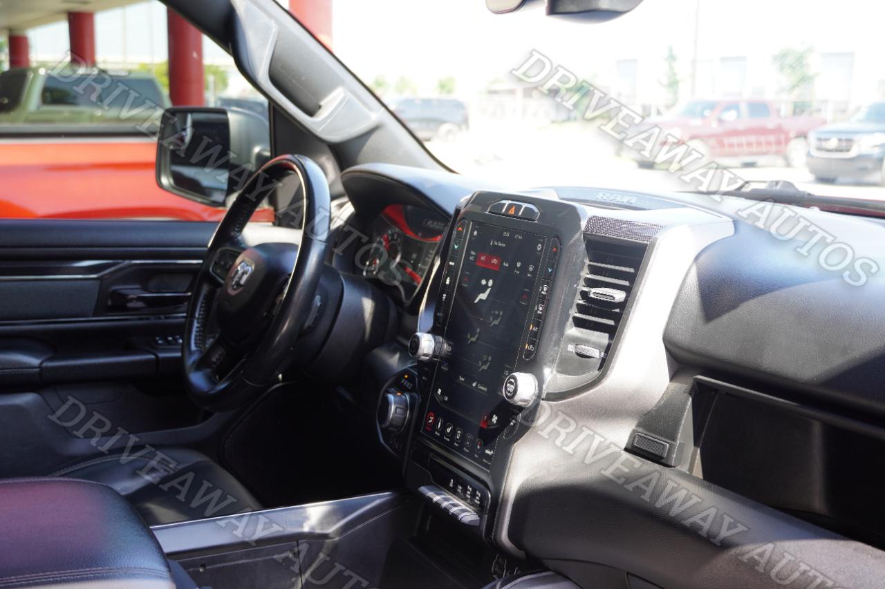 RAM 1500 Big Horn 4x4 Crew Cab 6'4" Box 2021
