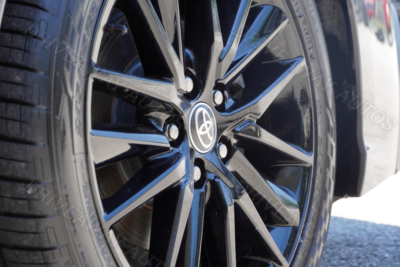 Toyota Camry SE Auto (Natl) 2022