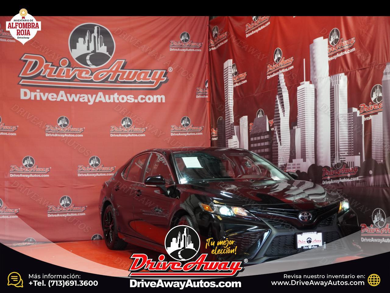 2023 Toyota Camry Hybrid SE Nightshade CVT (Natl)