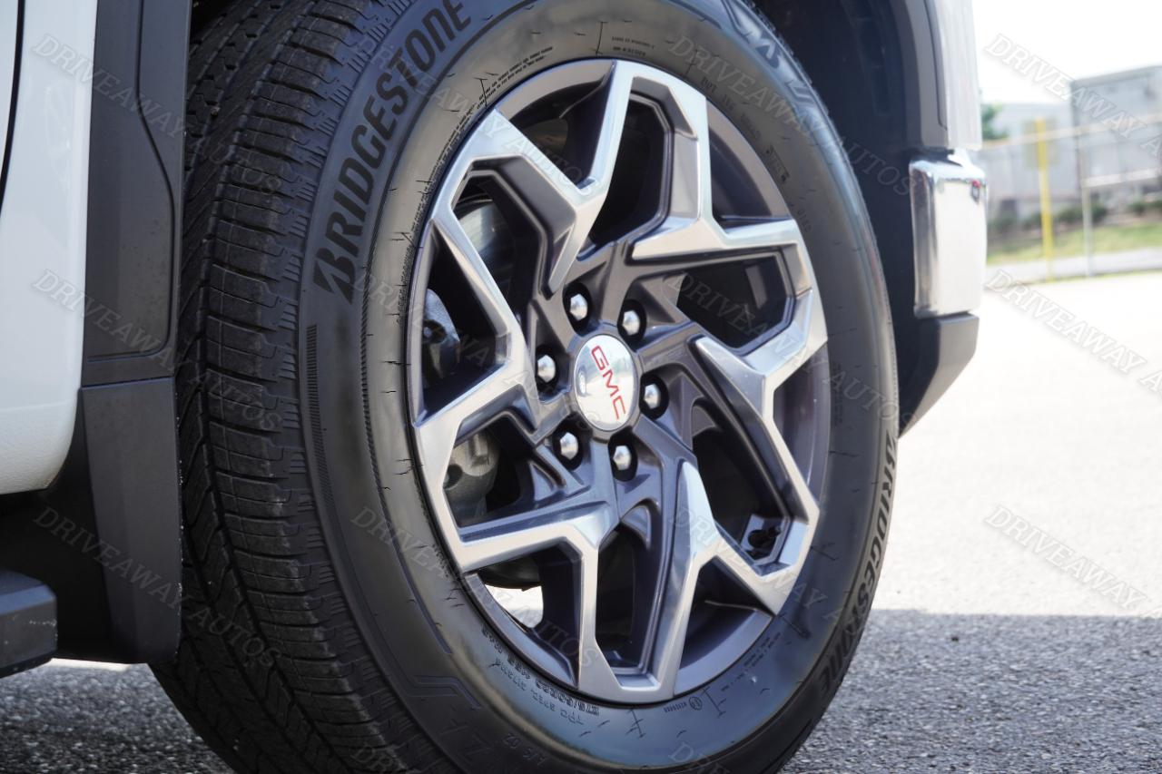GMC Sierra 1500 2WD Crew Cab 147" SLT 2025