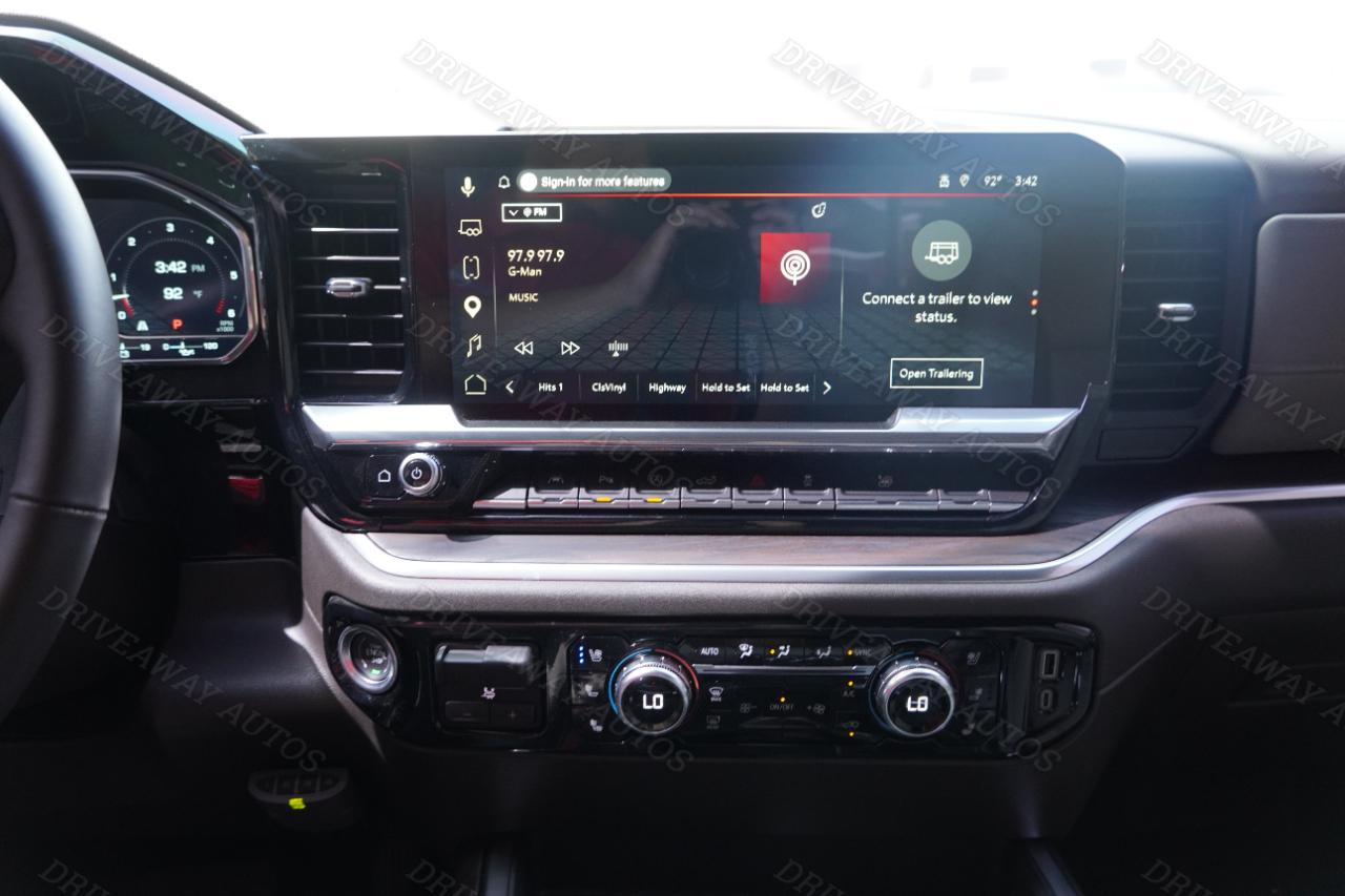 GMC Sierra 1500 2WD Crew Cab 147" SLT 2025