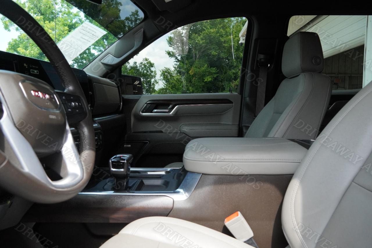 GMC Sierra 1500 4WD Crew Cab 147" SLT 2023
