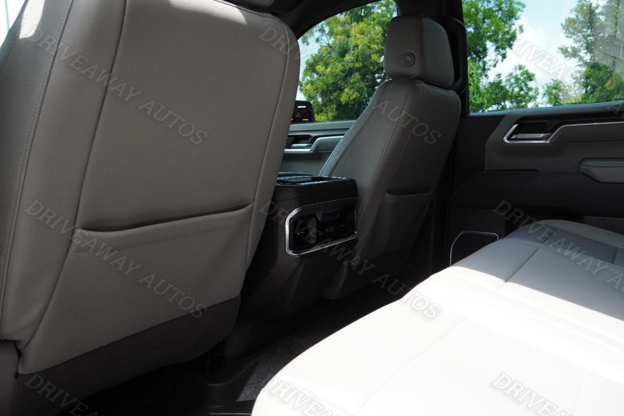 GMC Sierra 1500 4WD Crew Cab 147" SLT 2023
