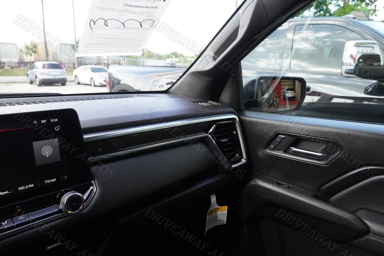 GMC Canyon 2WD Crew Cab Elevation 2024