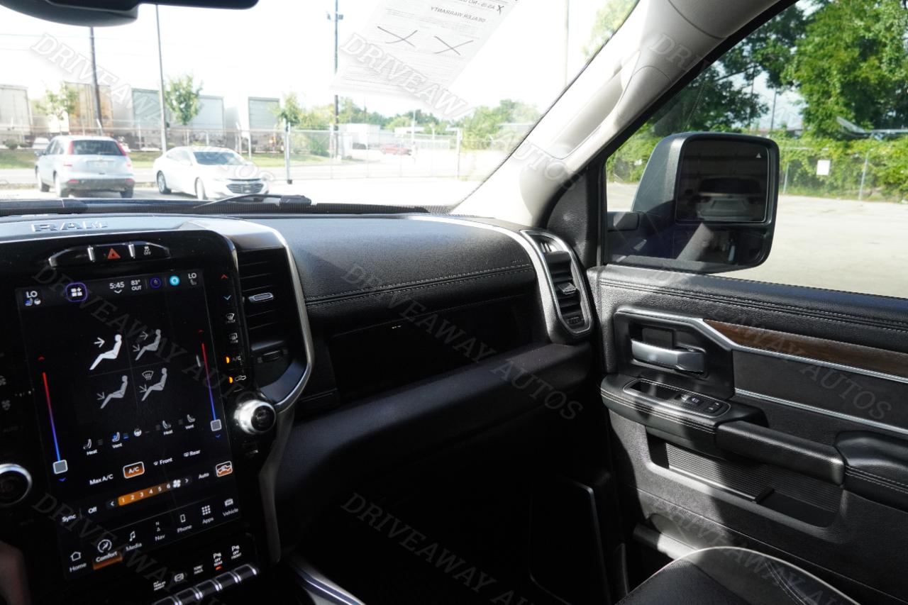 RAM 3500 Laramie 4x4 Crew Cab 8' Box 2024