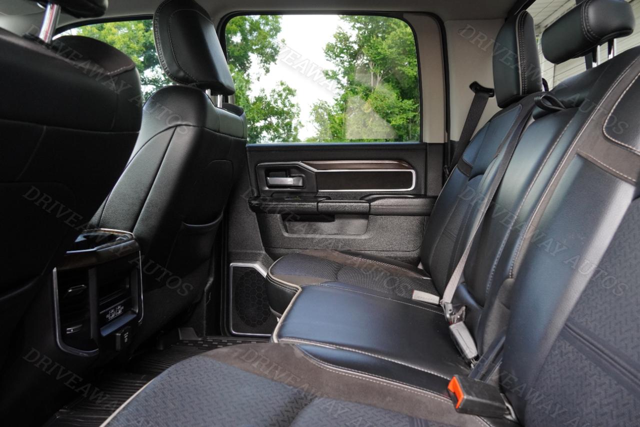 RAM 3500 Laramie 4x4 Crew Cab 8' Box 2024
