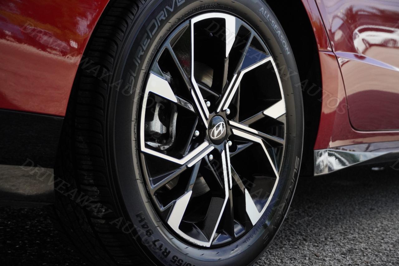 Hyundai Sonata SEL FWD 2025