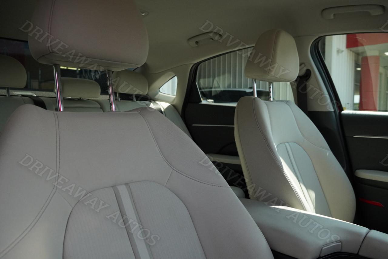 Hyundai Sonata SEL FWD 2025