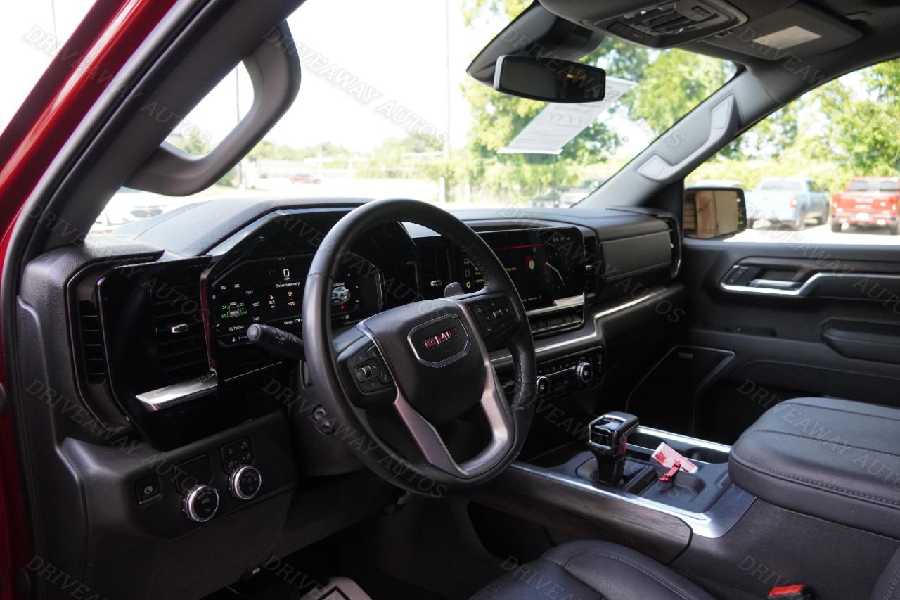 GMC Sierra 1500 2WD Crew Cab 147" SLT 2025
