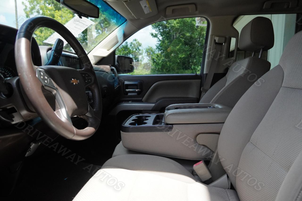 Chevrolet Silverado 1500 4WD Crew Cab 143.5" LT w/2LT 2015
