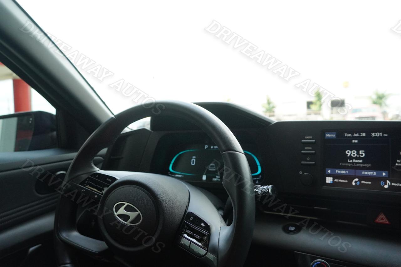 Hyundai Elantra SEL Sport IVT 2025