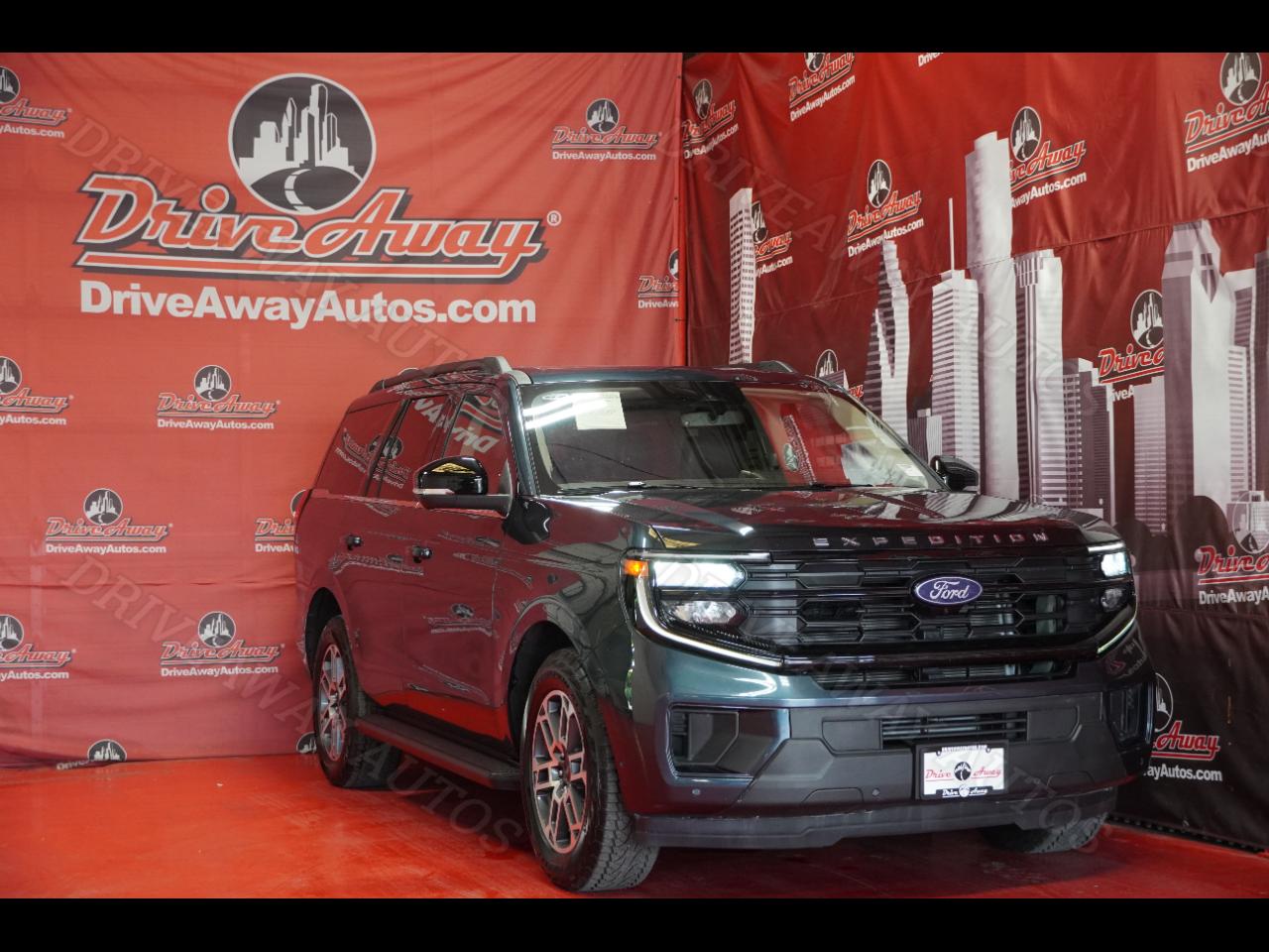 2025 Ford Expedition Active 4x4