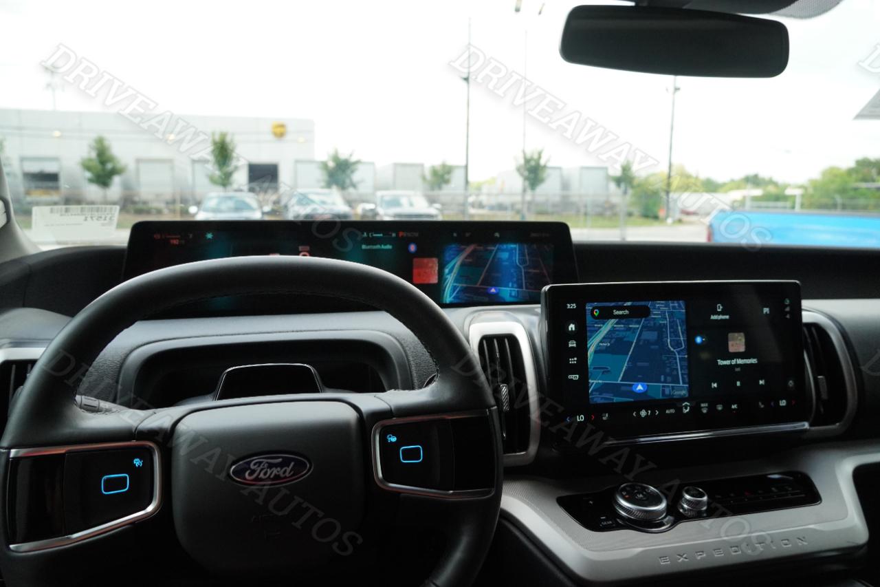 Ford Expedition Active 4x4 2025