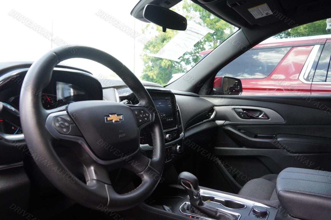 Chevrolet Traverse FWD 4dr LT Cloth w/1LT 2023