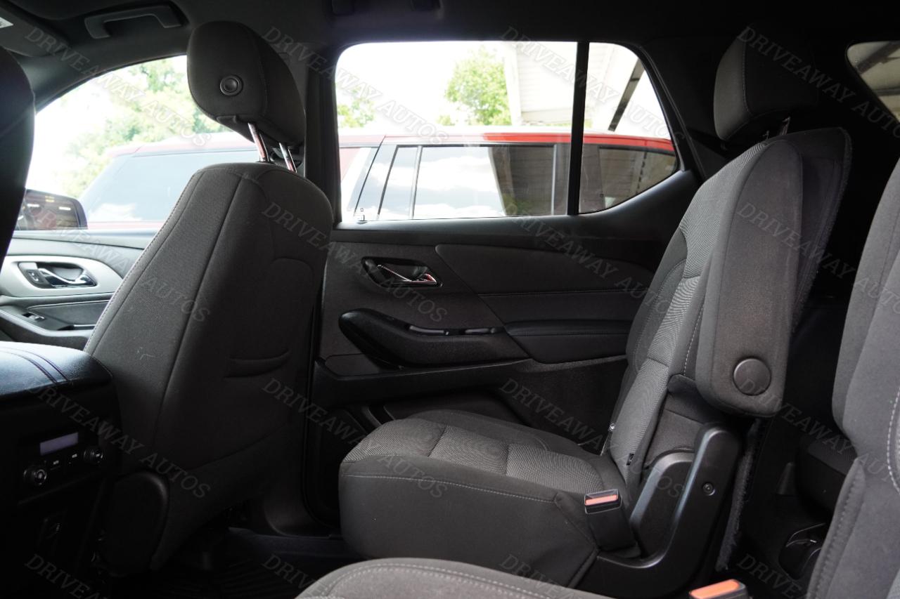Chevrolet Traverse FWD 4dr LT Cloth w/1LT 2023