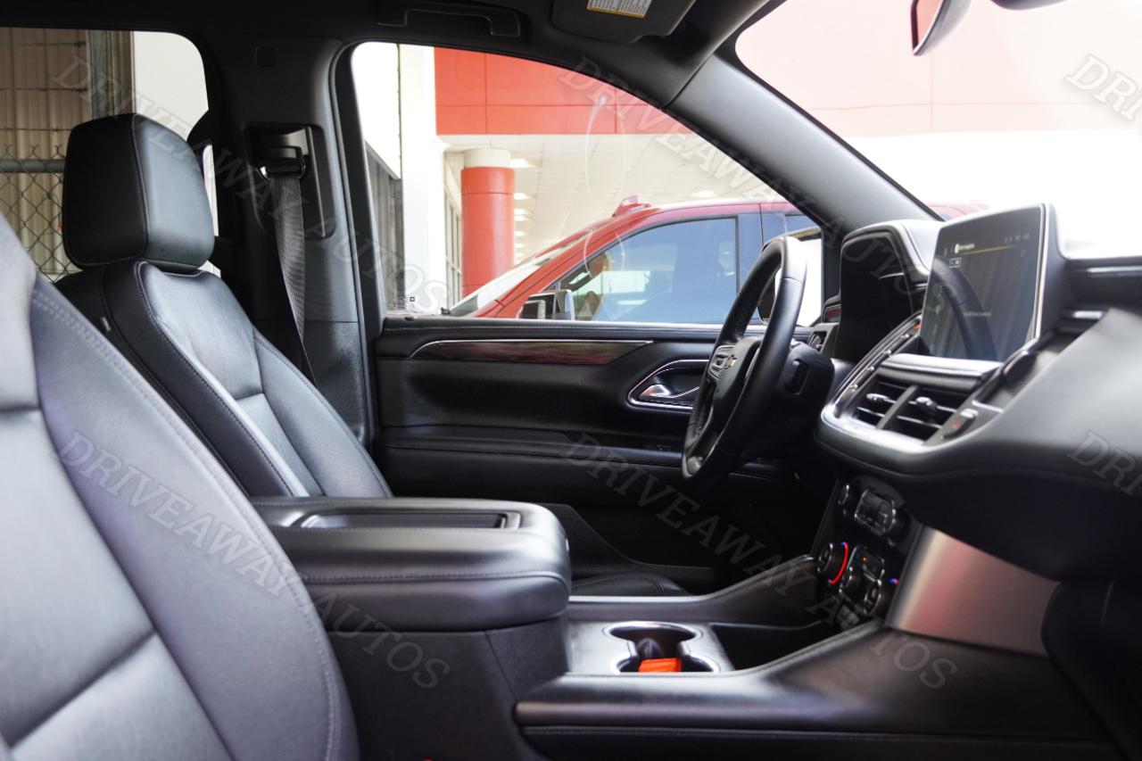 Chevrolet Suburban 4WD 4dr LT 2023