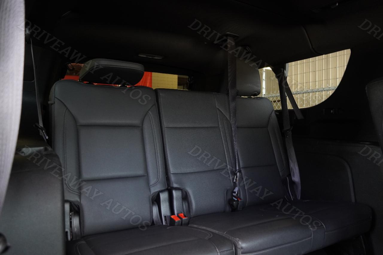 Chevrolet Suburban 4WD 4dr LT 2023