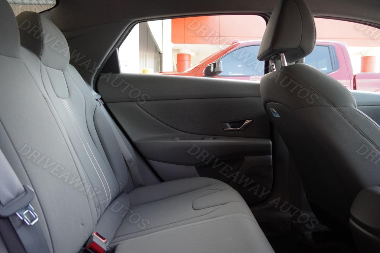 Hyundai Elantra SEL IVT 2023