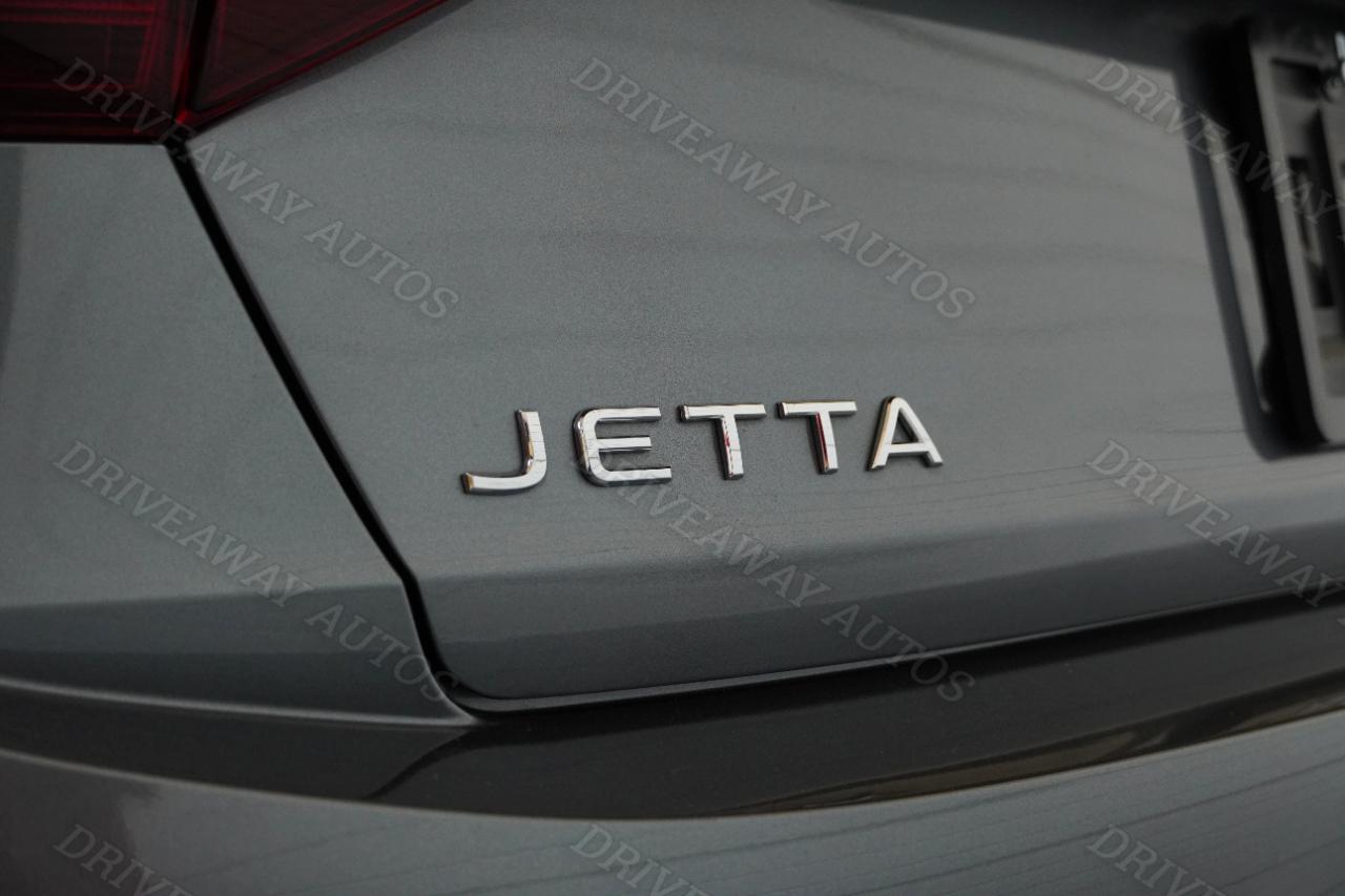 Volkswagen Jetta SE Auto 2023