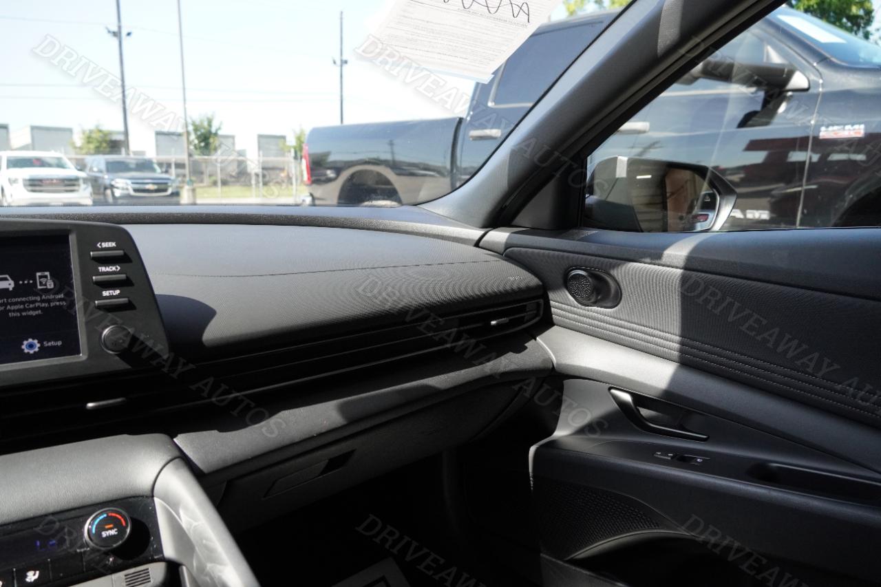 Hyundai Elantra SEL Sport IVT 2025
