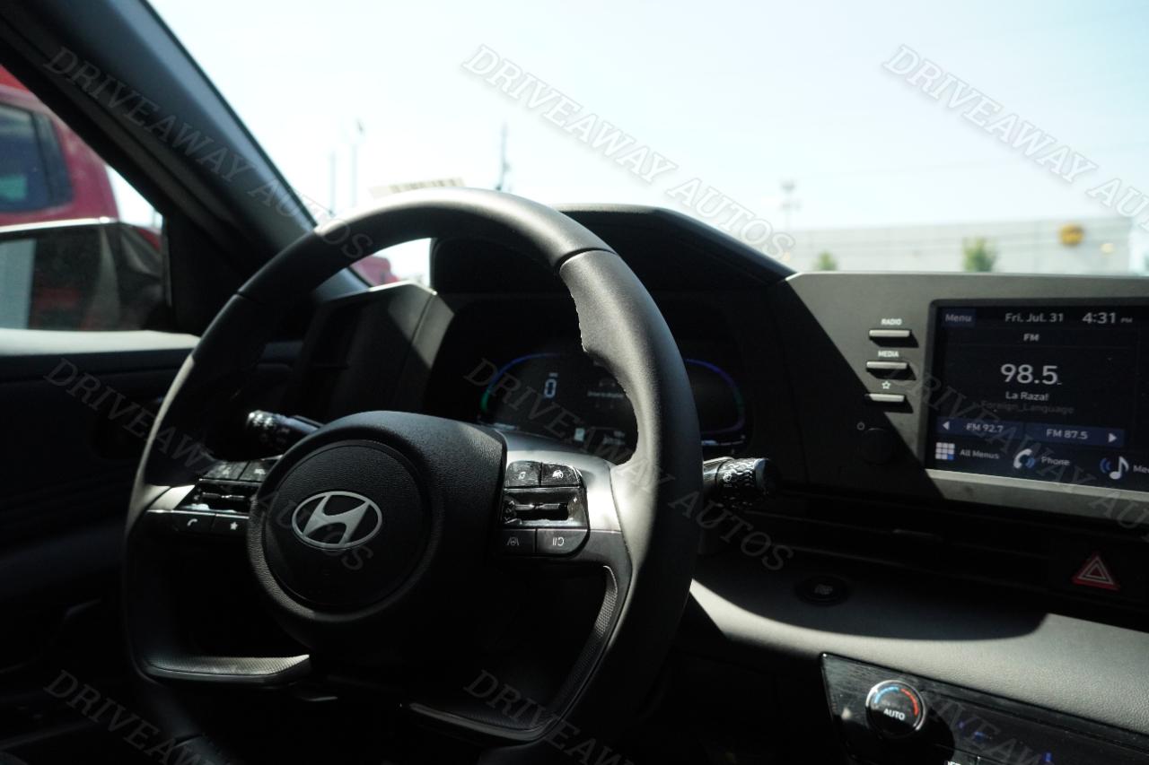 Hyundai Elantra SEL Sport IVT 2025
