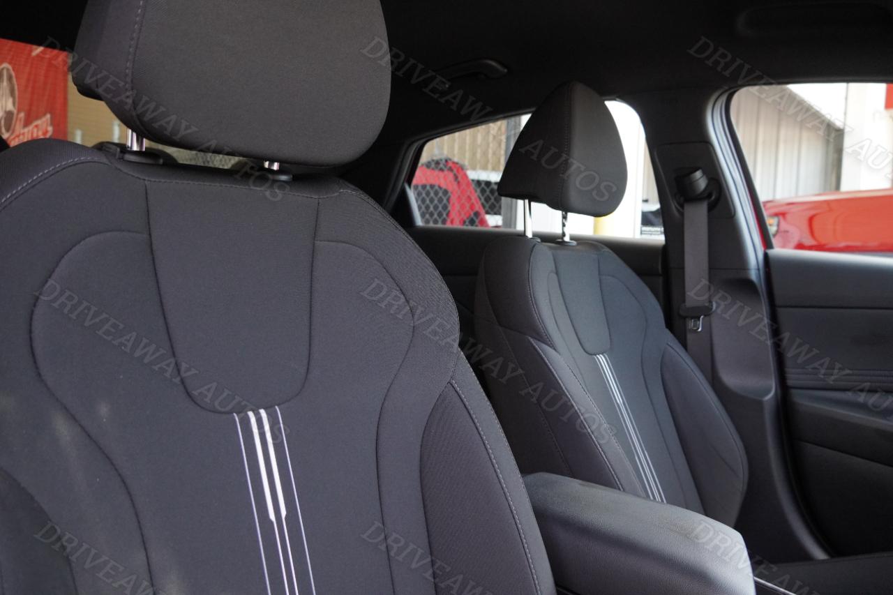 Hyundai Elantra SEL Sport IVT 2025