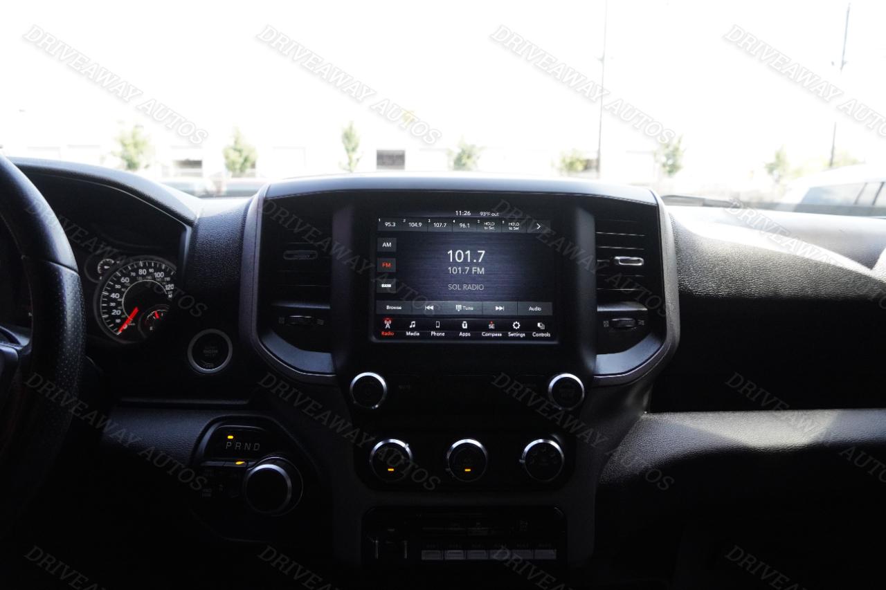 RAM 2500 Tradesman 4x4 Crew Cab 6'4" Box 2021