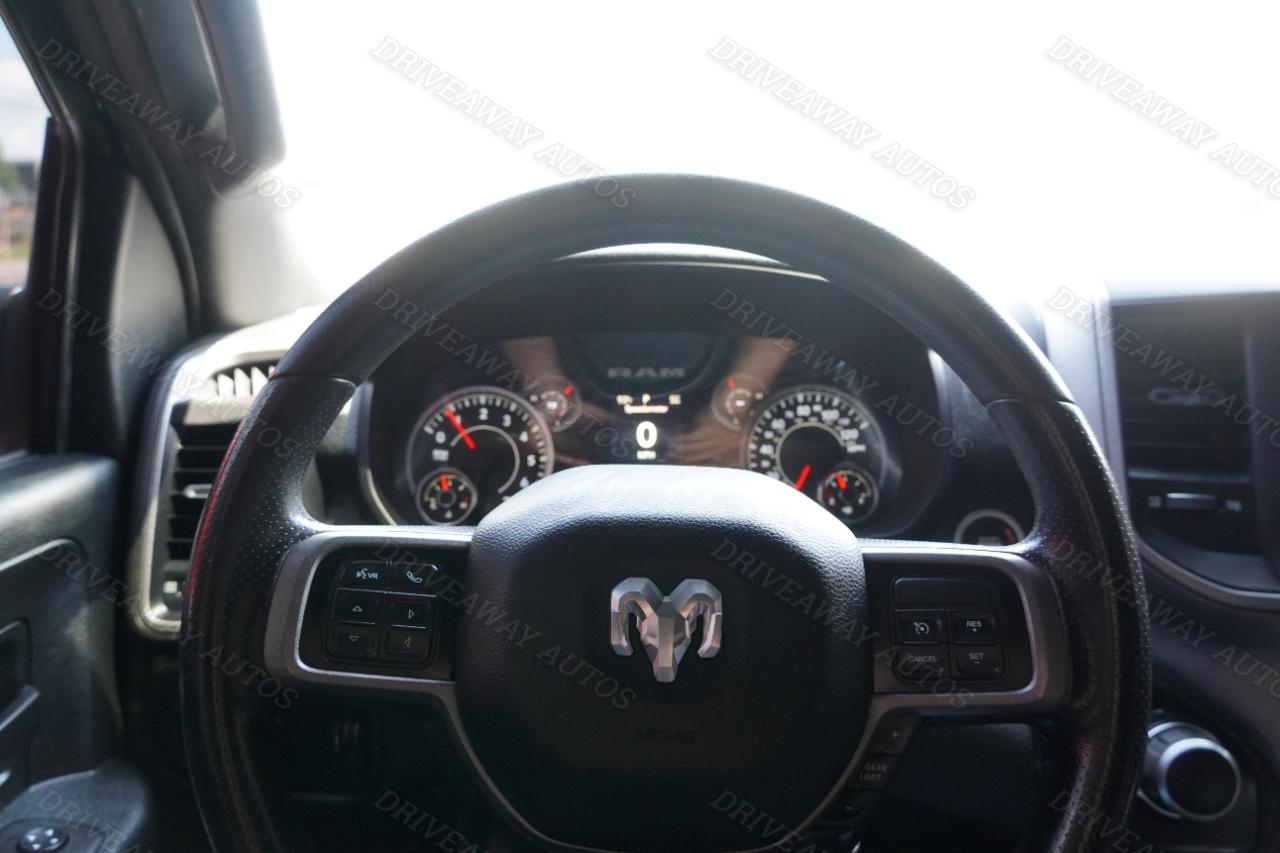 RAM 2500 Tradesman 4x4 Crew Cab 6'4" Box 2021
