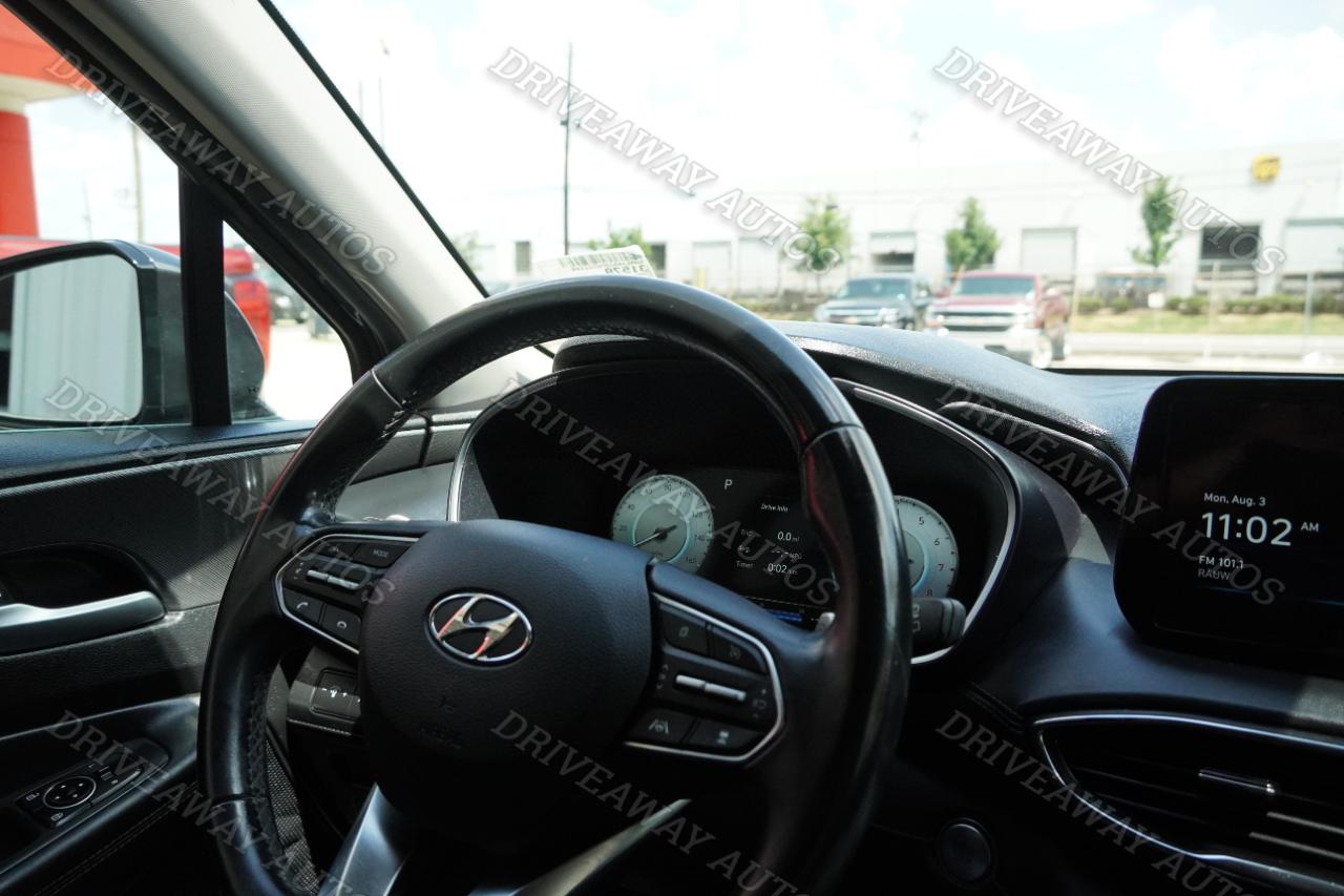 Hyundai Santa Fe SEL FWD 2023
