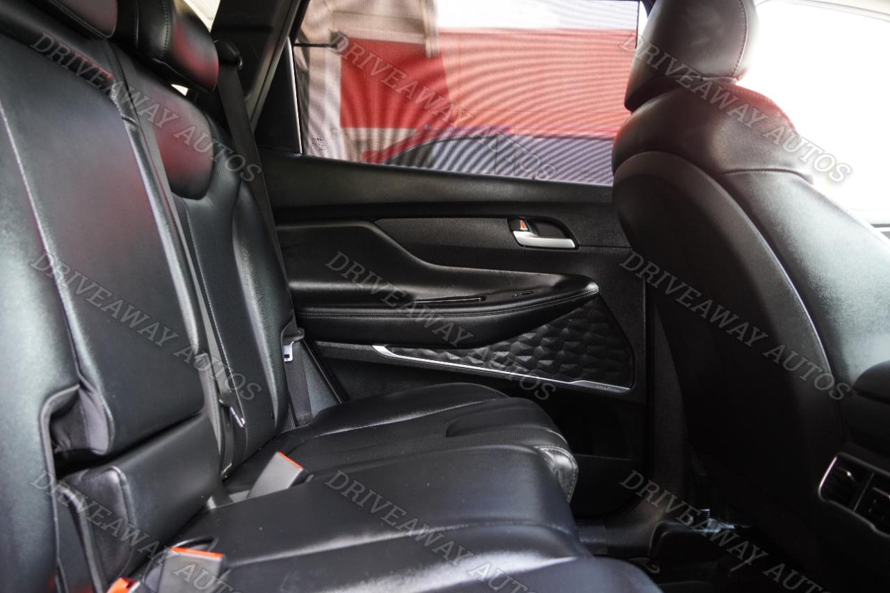 Hyundai Santa Fe SEL FWD 2023
