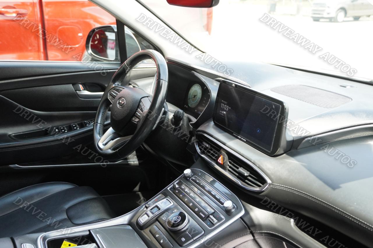 Hyundai Santa Fe SEL FWD 2023