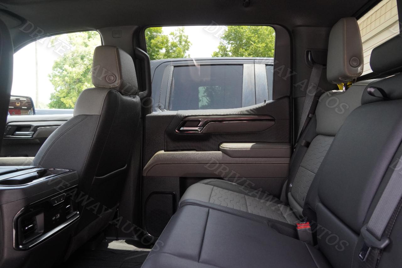 Chevrolet Silverado 1500 4WD Crew Cab 147" ZR2 2023