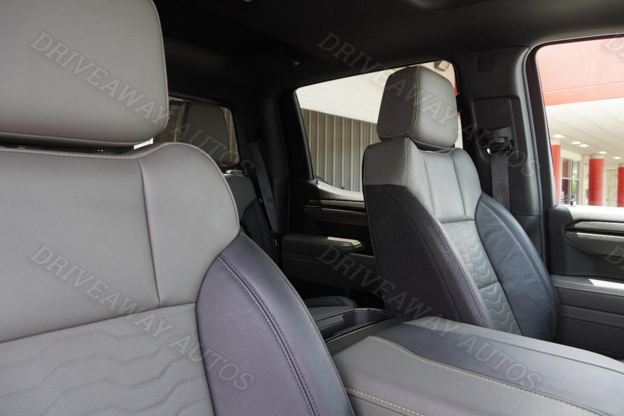 Chevrolet Silverado 1500 4WD Crew Cab 147" ZR2 2023