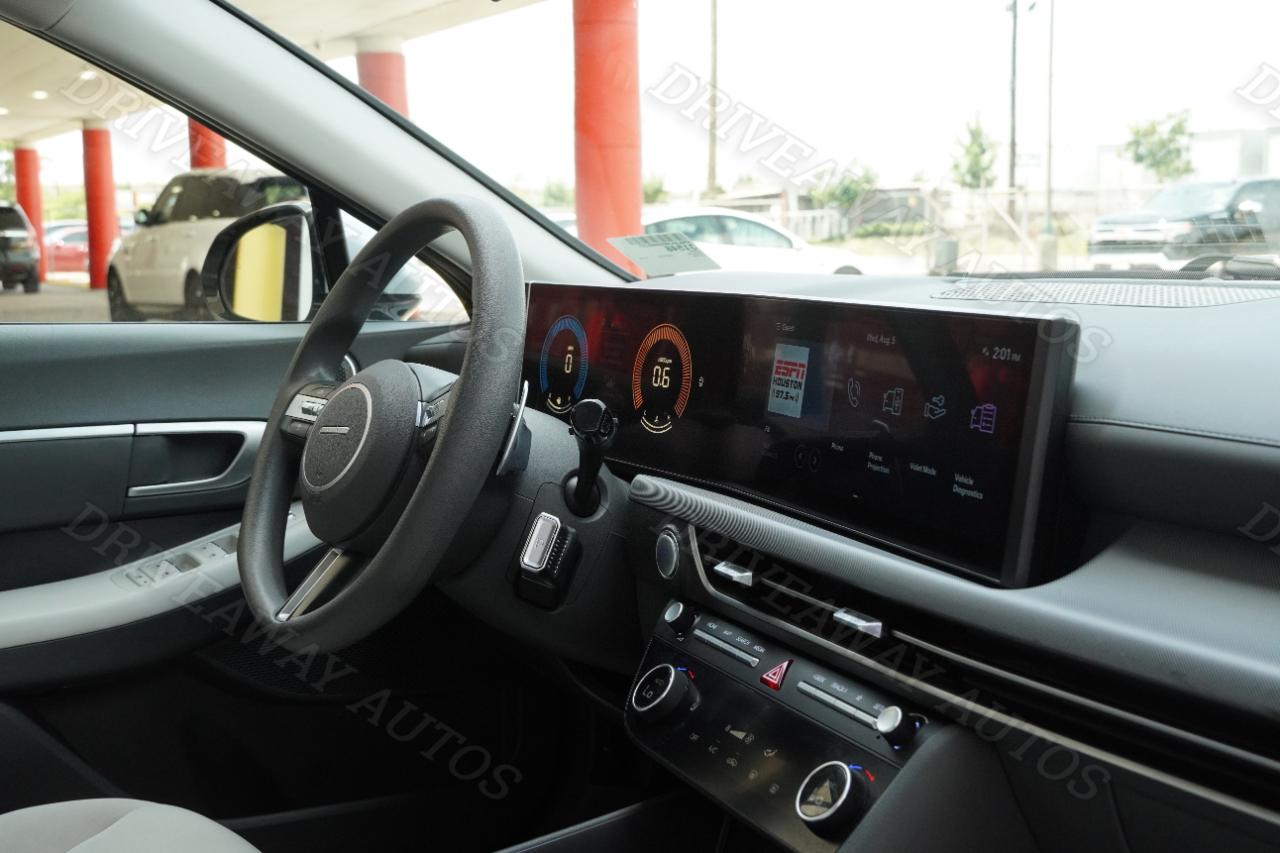 Hyundai Sonata SEL FWD 2025