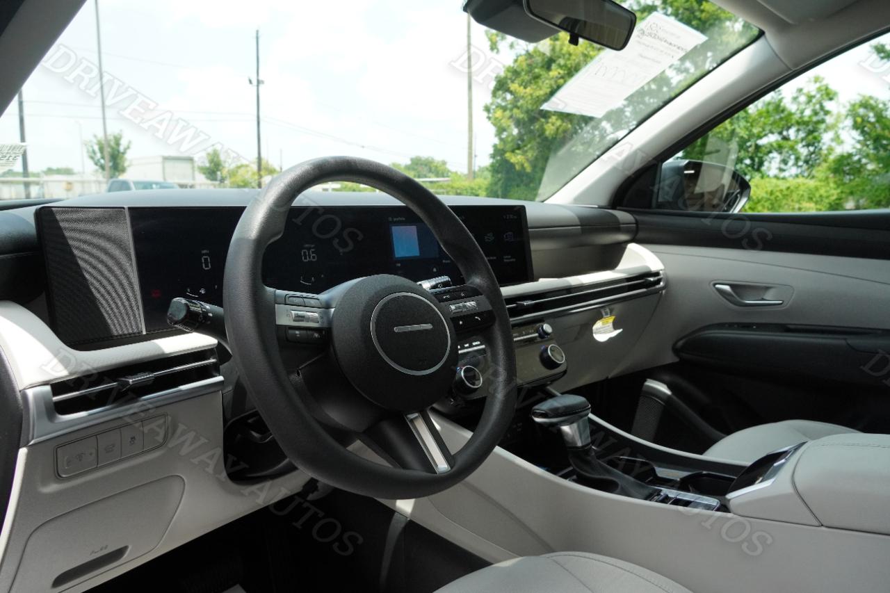 Hyundai Tucson SEL FWD 2025