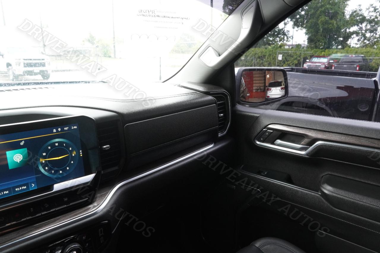 Chevrolet Silverado 1500 4WD Crew Cab 147" LTZ 2023