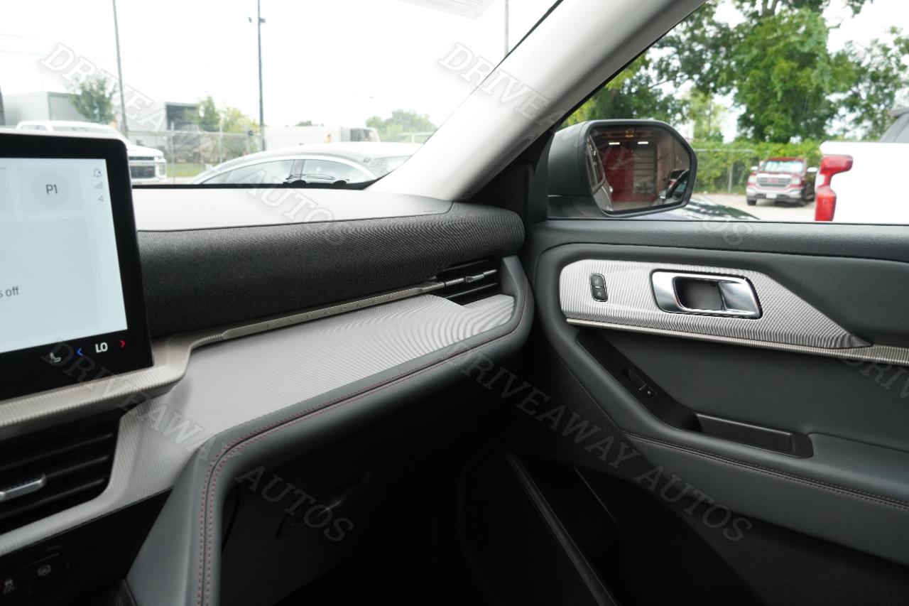 Ford Explorer Active RWD 2025