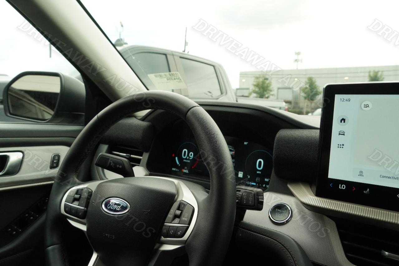 Ford Explorer Active RWD 2025