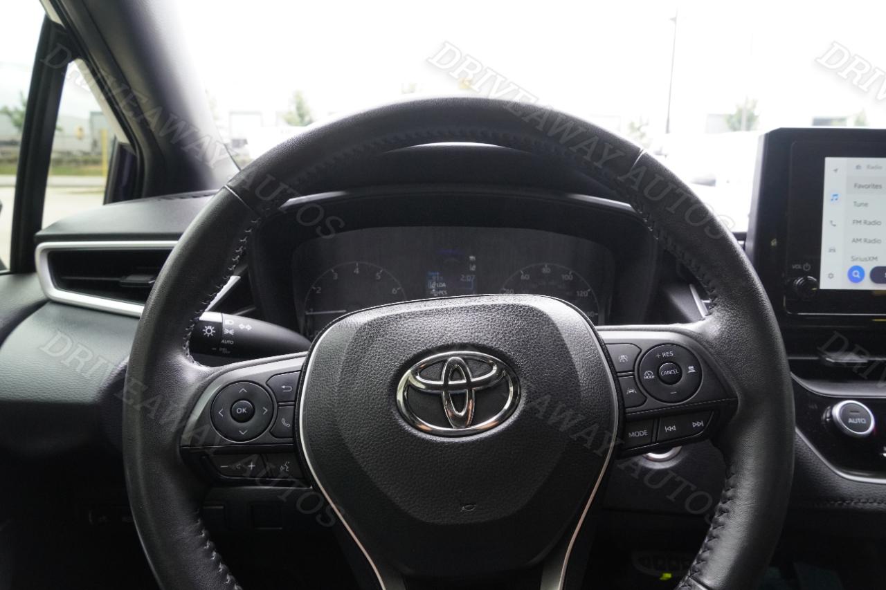 Toyota Corolla SE CVT (Natl) 2023