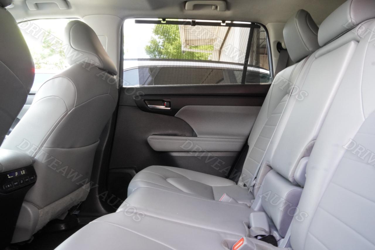 Toyota Highlander Platinum FWD (Natl) 2023
