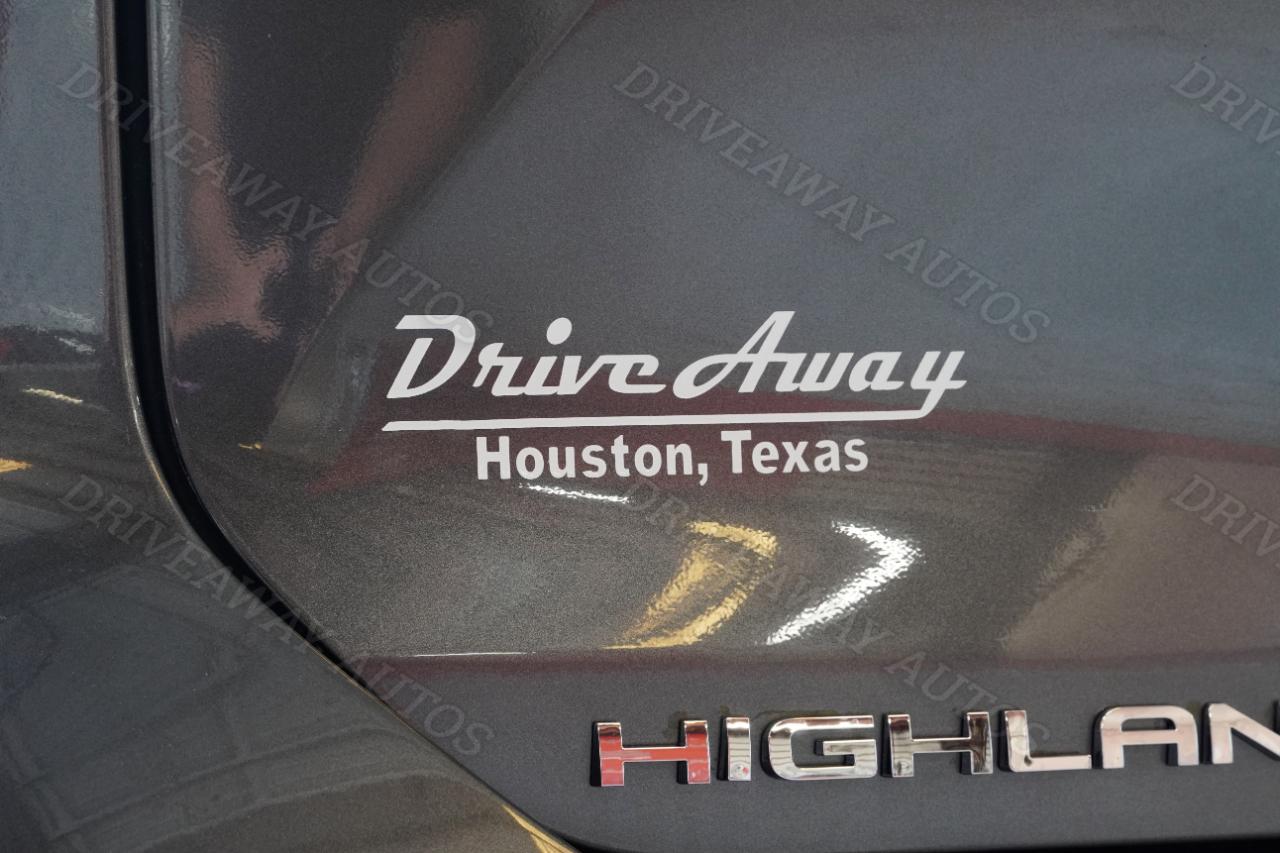 Toyota Highlander Platinum FWD (Natl) 2023