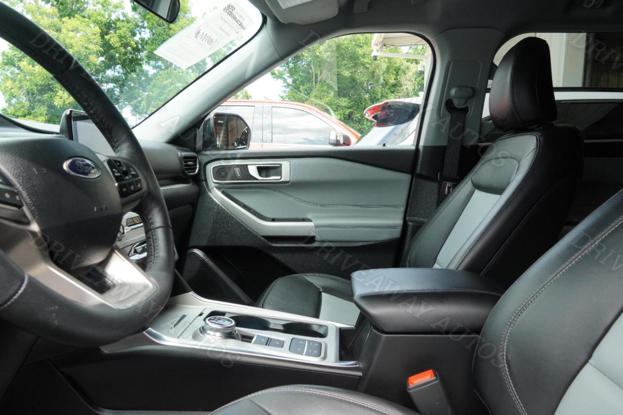 Ford Explorer XLT RWD 2024