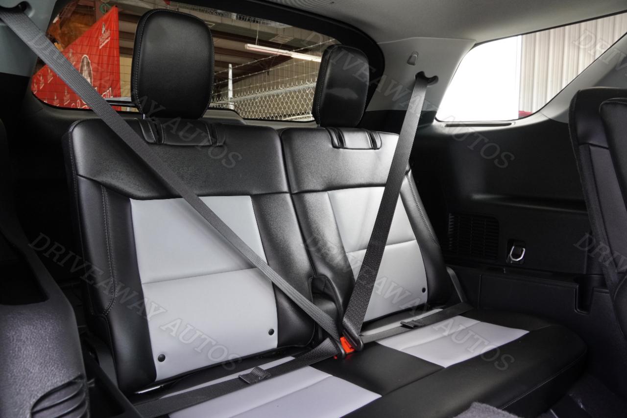 Ford Explorer XLT RWD 2024