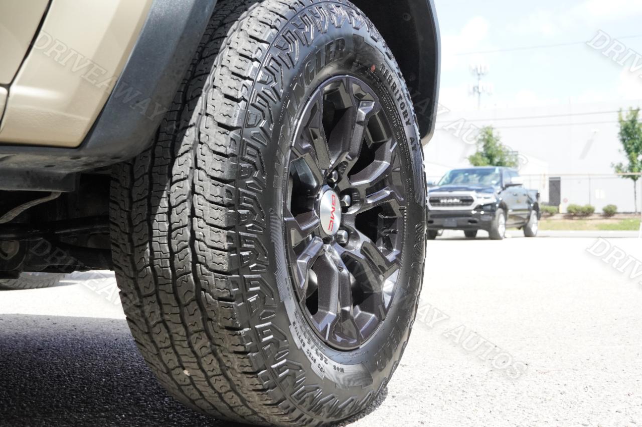 GMC Canyon 2WD Crew Cab Elevation 2023