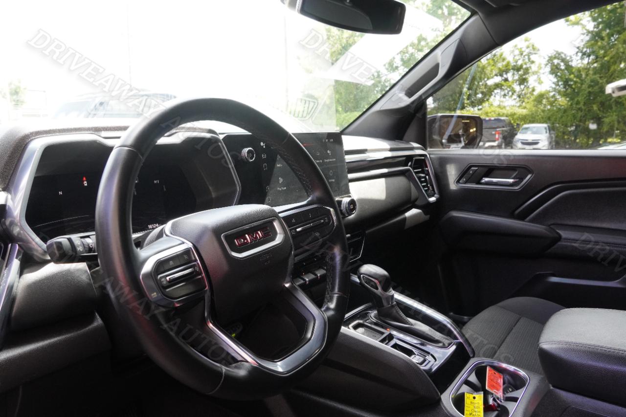 GMC Canyon 2WD Crew Cab Elevation 2023