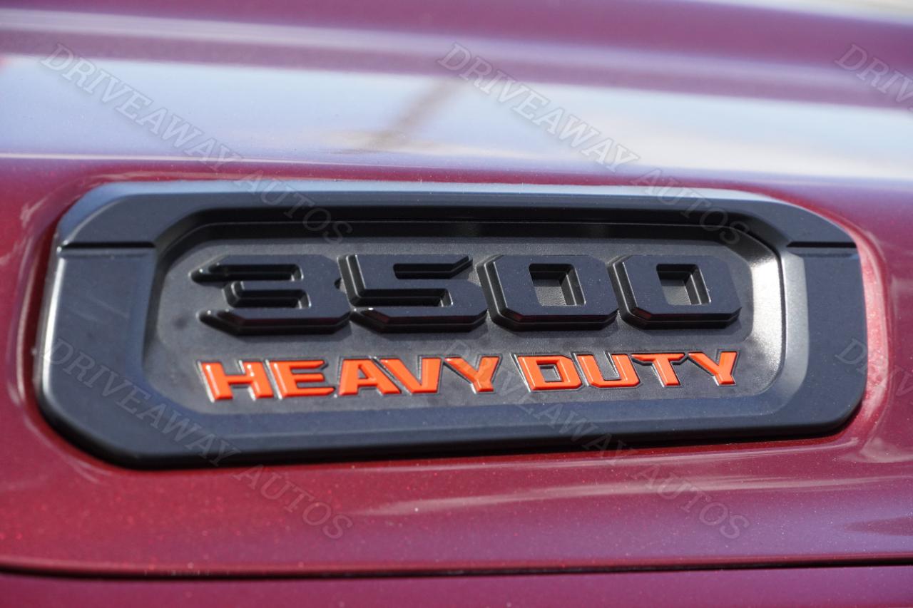 RAM 3500 Laramie 4x4 Mega Cab 6'4" Box 2022